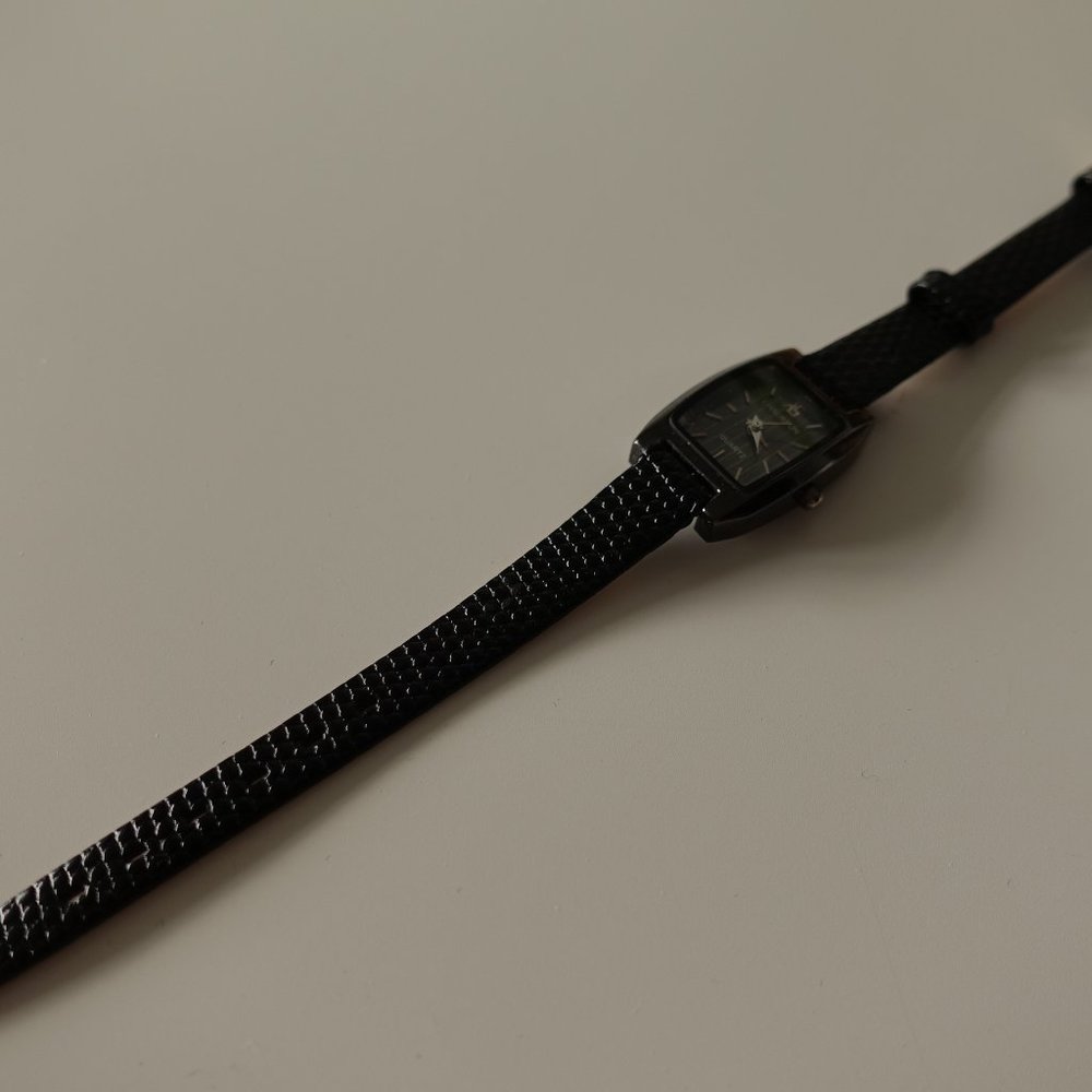 Watch - Picture 7 of 8